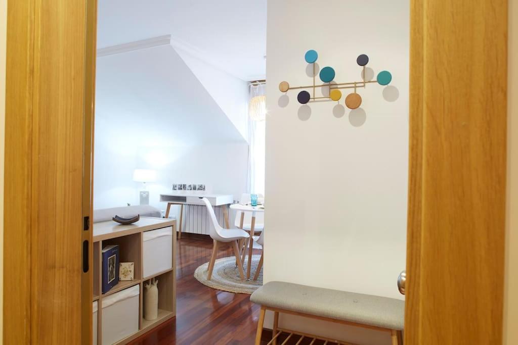 Apartamento Con Terraza A Un Paso De La Playa Gijon Bagian luar foto